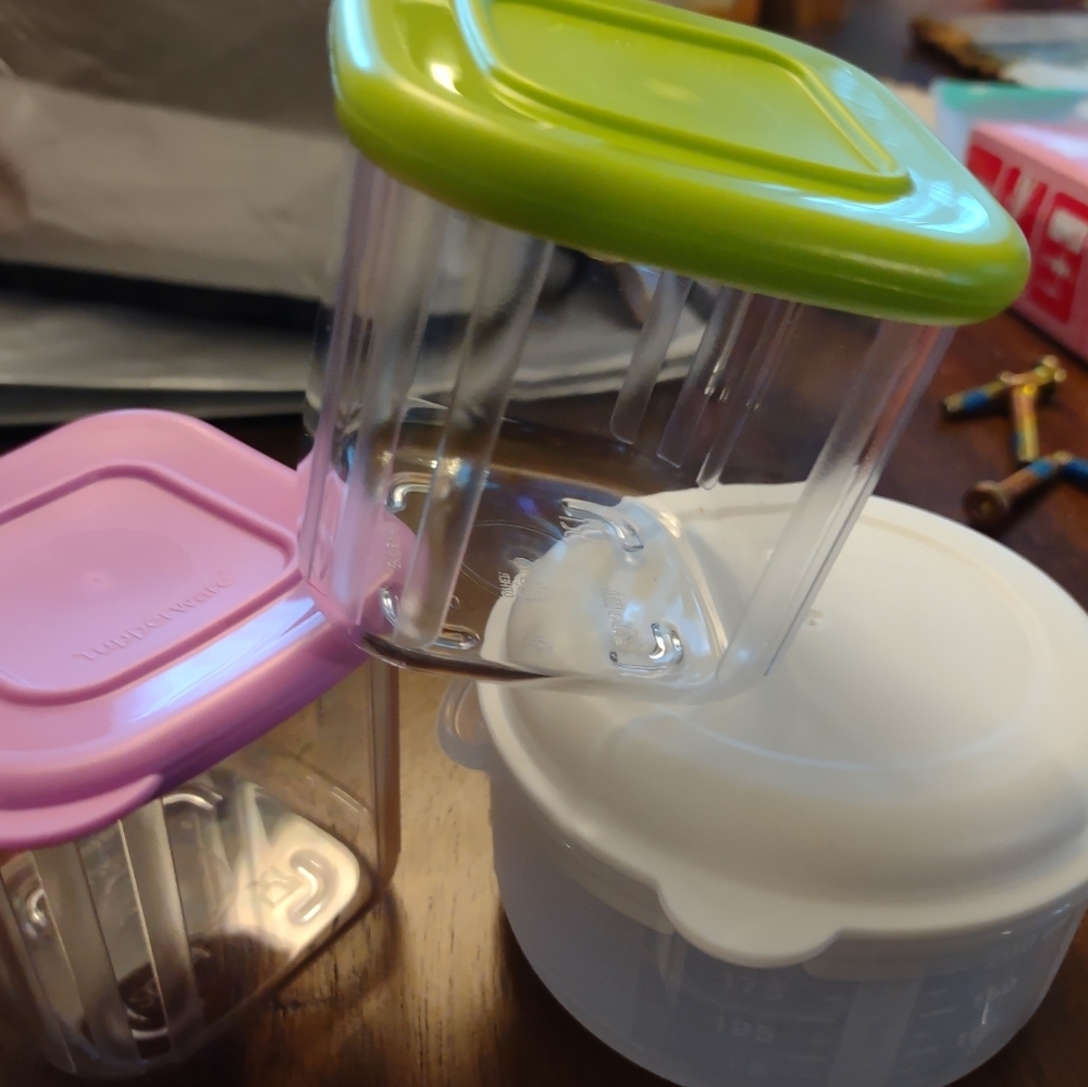 NWT Tupperware Snack containers